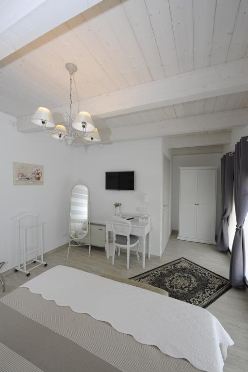 Corte Caselle Sommacampagna Extérieur photo